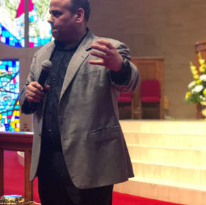 Meet your Posher, Pastor: eulalio pérez
